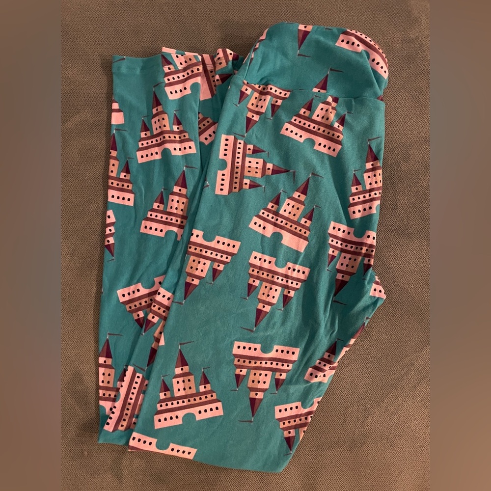 OS LulaRoe Disney castle leggings (vintage)
